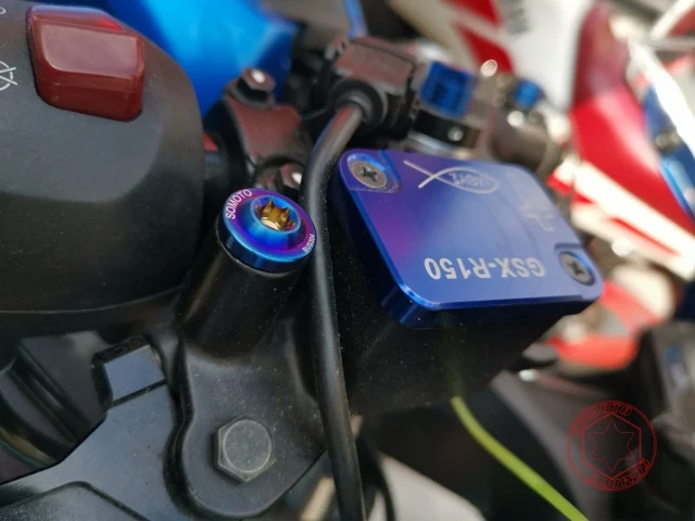 機車後照鏡螺絲規格/後照鏡螺絲哪裡買/機車後照鏡螺絲哪裡買/後照鏡螺絲塞/光陽後照鏡螺絲規格/krv後照鏡螺絲規格/gp125後照鏡螺絲/MANY後照鏡螺絲規格